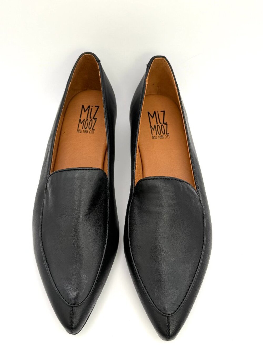 Miz Mooz Jani Women's Black Leather Pointed Toe Slip-On Flats US 8 B NIB.